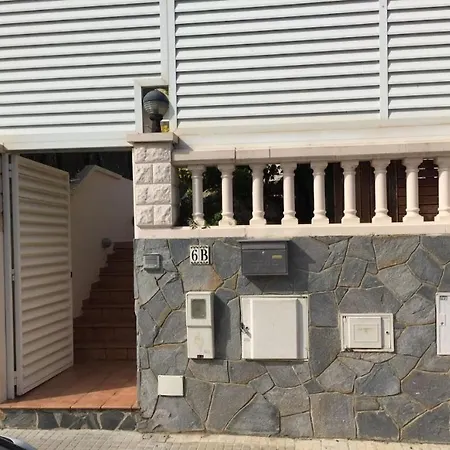 別荘 Llum House *